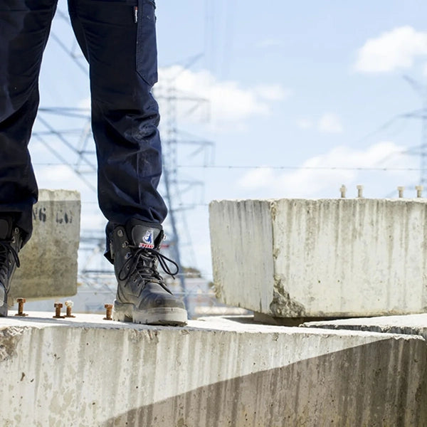 Steel Blue Southern Cross Zip Safety Boot w. Scuff Cap TPU